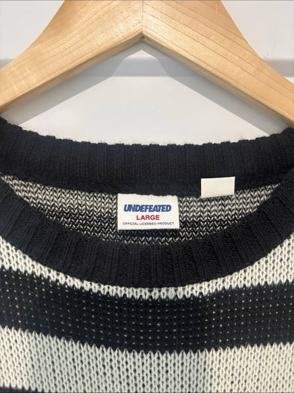 Undefeated Striped Knit Logo Sweater Large Black White Crewneck Streetwear